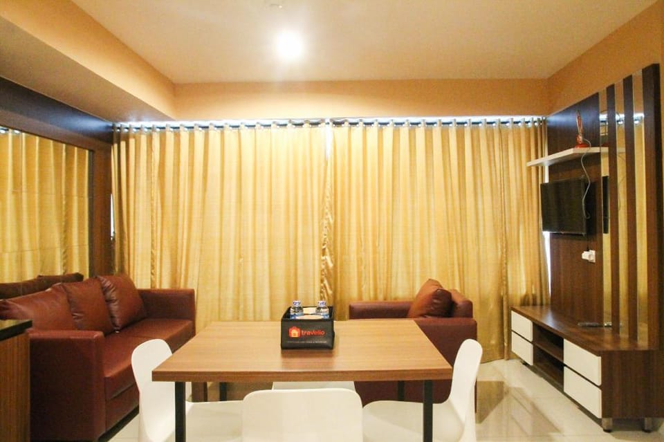 Modern 2BR Grand Kamala Lagoon Apt By Travelio Apartment in West Java