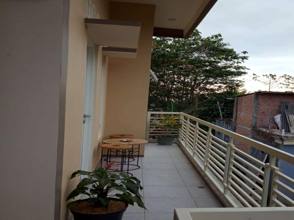 Midi Homestay room Villa in Batu