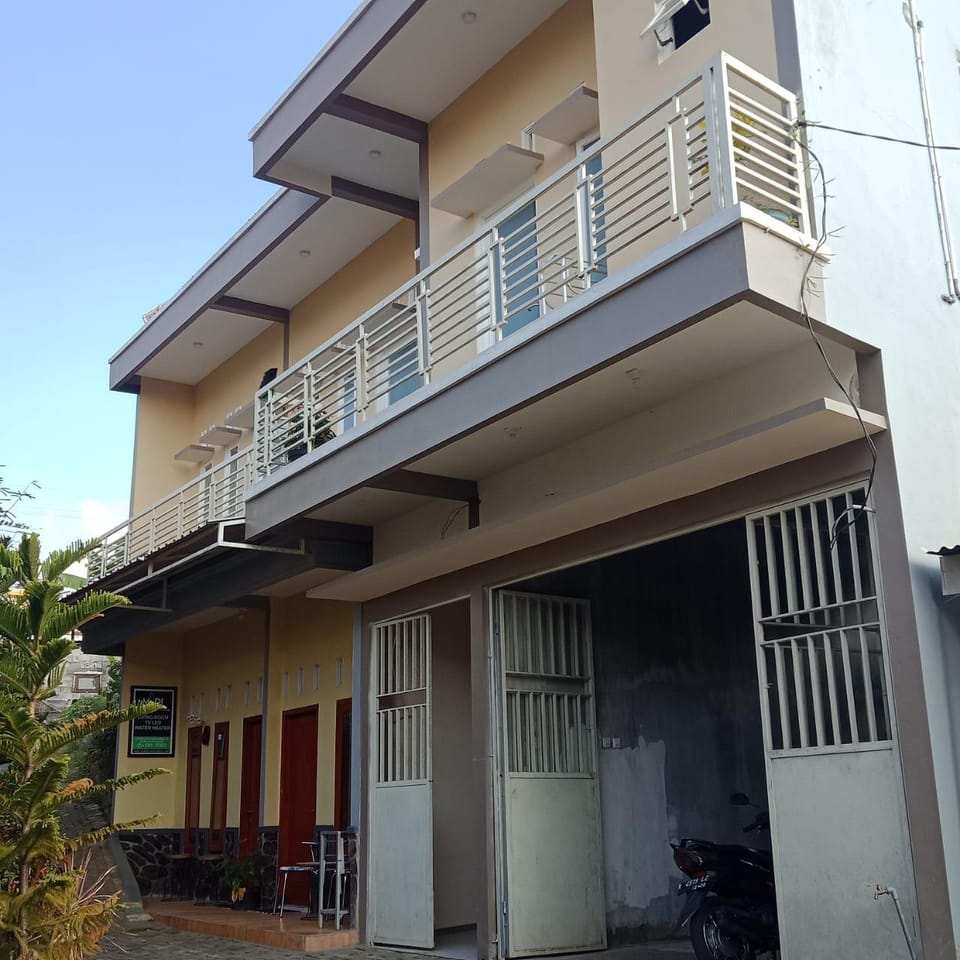 Midi Homestay room Villa in Batu