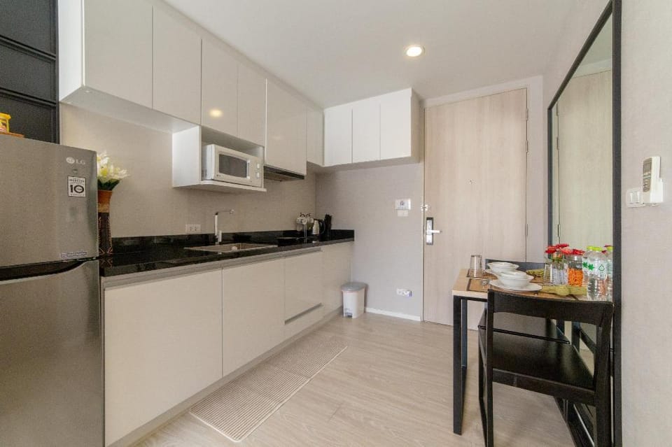 Delight room with suthep viewt@Nimman Haemin Rd. Apartment in Chiang Mai