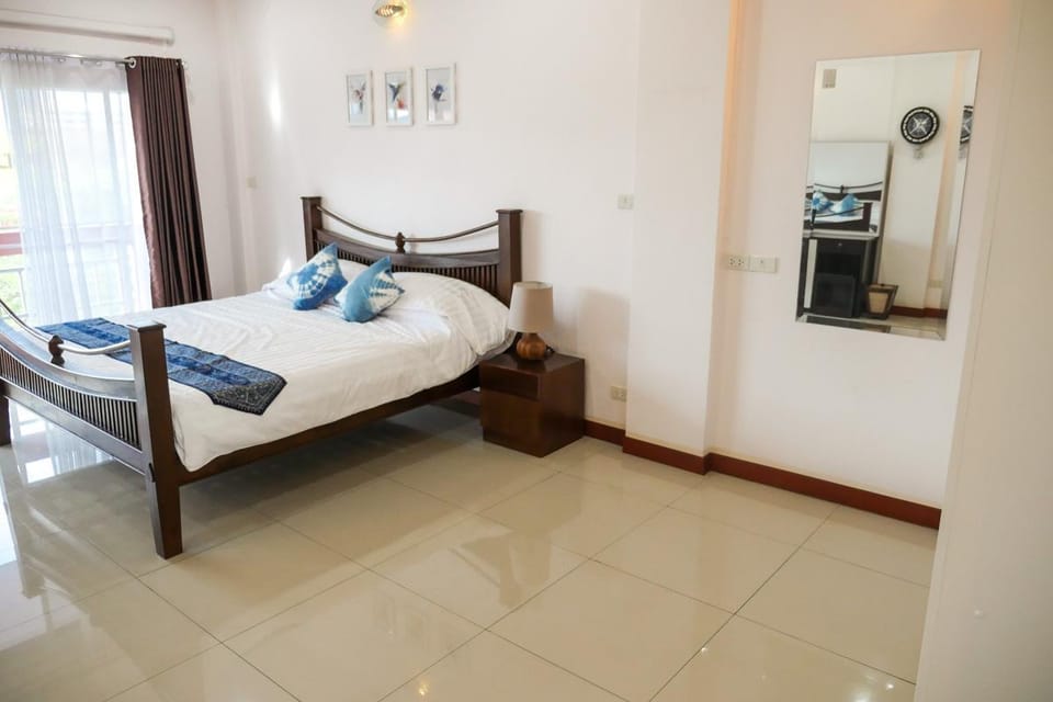 3BR Home - City center - ping pong & pool table Vacation rental in Chiang Mai
