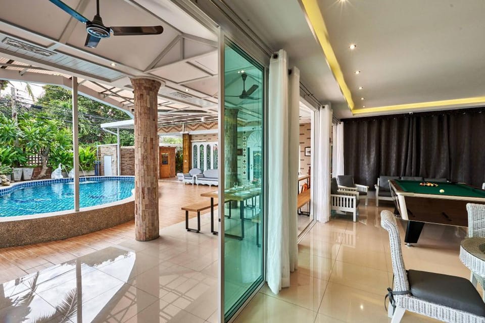 SIAM GALA, Pool/Sauna/Snooker/Karaoke Room/BBQ Villa in Pattaya City