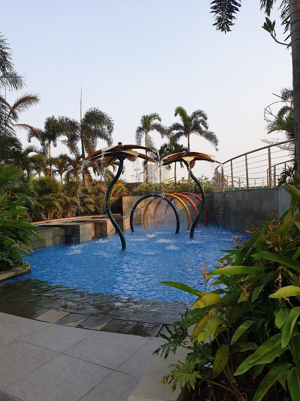Cozy and Fully Furnished Apartemen Wes vista Apartment in Jakarta