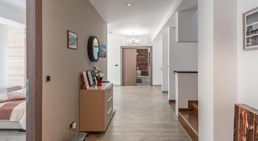 A50 Cape Town Penthouse - Silver Mountain Vacation rental in Brasov