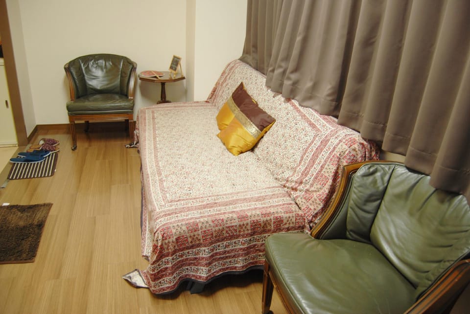 OsakaNamba Station walk 30 second  Private room 6F Apartment in Osaka
