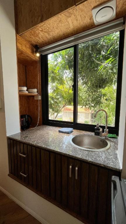 Lim Concept - Lim Brown Apartment in Ho Chi Minh City