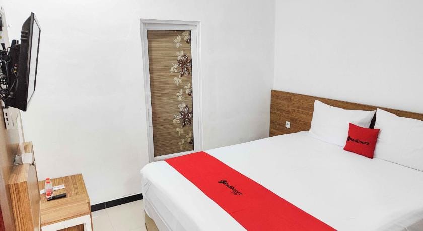 RedDoorz near Prambanan Temple Hotel in Special Region of Yogyakarta