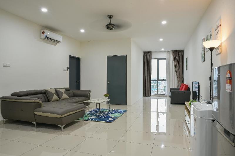 DaMen HomeStay @SubangJaya USJ 1/Sunway B14*8 5PAX Apartment in Subang Jaya