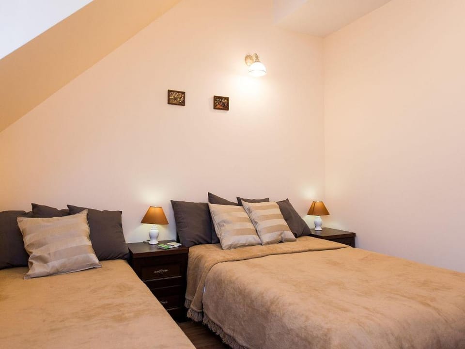 2bdr 1bth Vanilla 1 Apartment, 5min to Main Square Apartment in Krakow