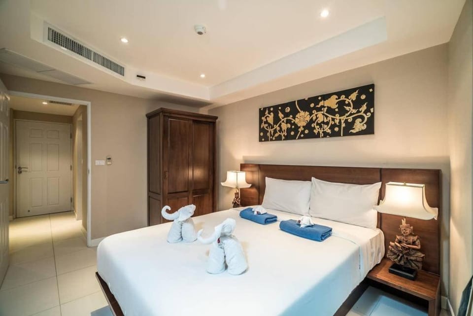 Kata Ocean View Condo- mountain view apartment Apartment in Rawai
