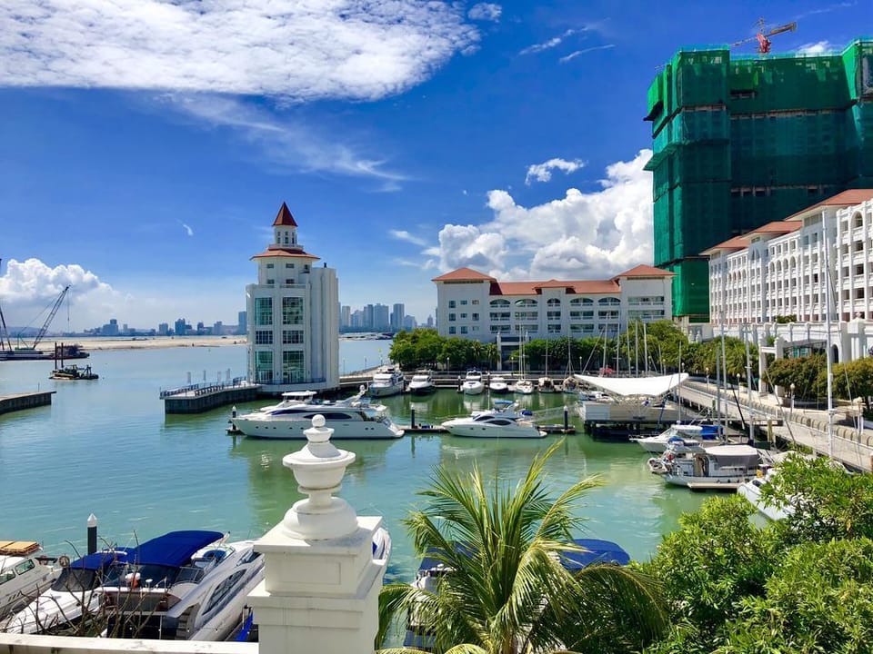 Seaview Studio 1BR Air Tanjung Tokong Straits Quay Apartment in Penang