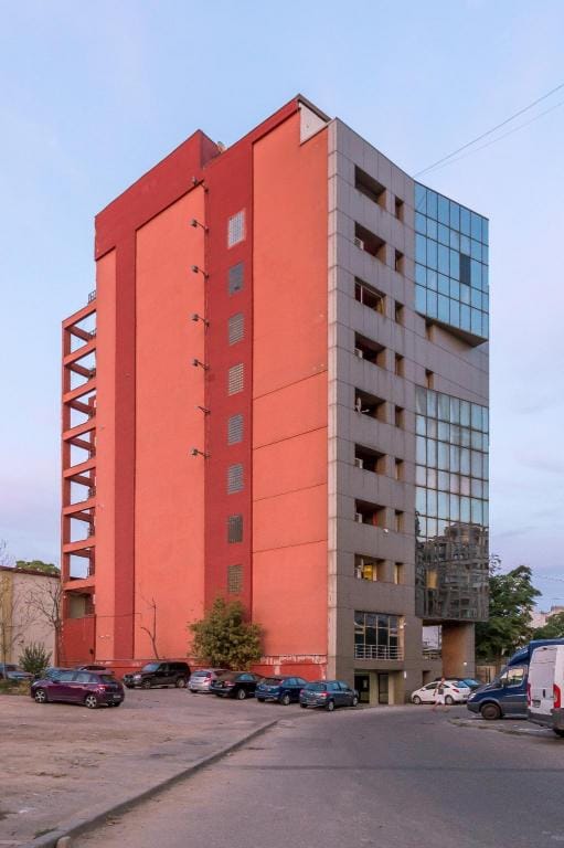 Parliament Penthouse Apartment in Bucharest