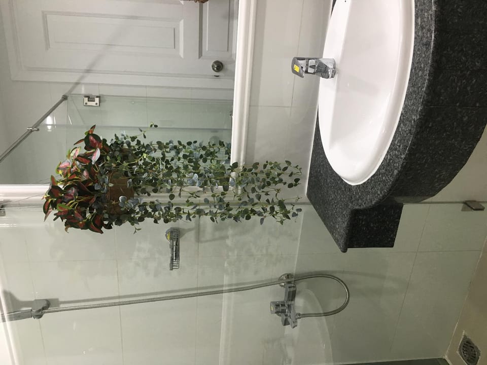 Phong Superior view bien, 1 giuong king Apartment in Phan Thiet