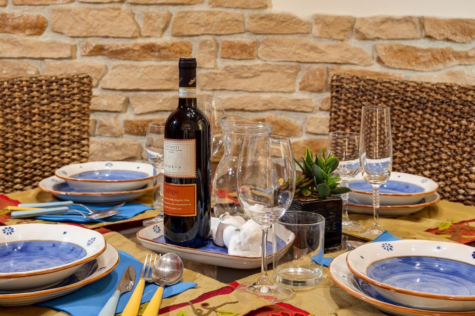 Charming flat with patio near Colosseum & Forum Apartment in Rome