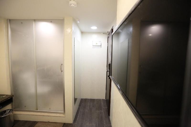 1509 - Mini Lovely Room with open area w/t kitchen Apartment in Hong Kong