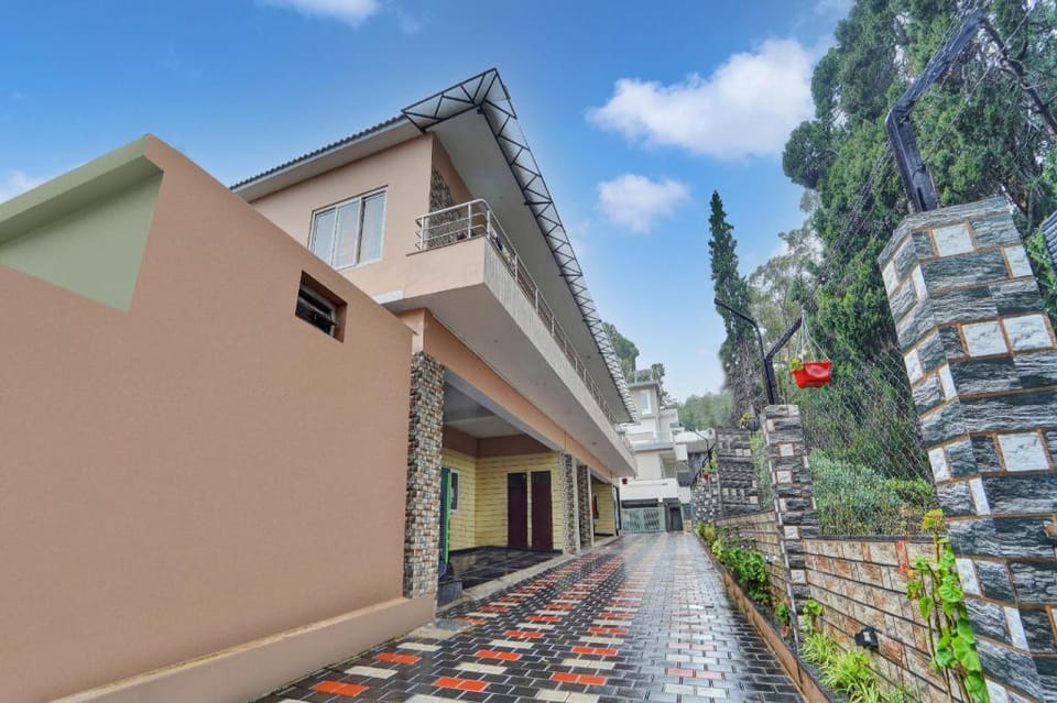 Super Hotel O Rose Garden Ooty Formerly New Star Cottages Bed and Breakfast in Ooty