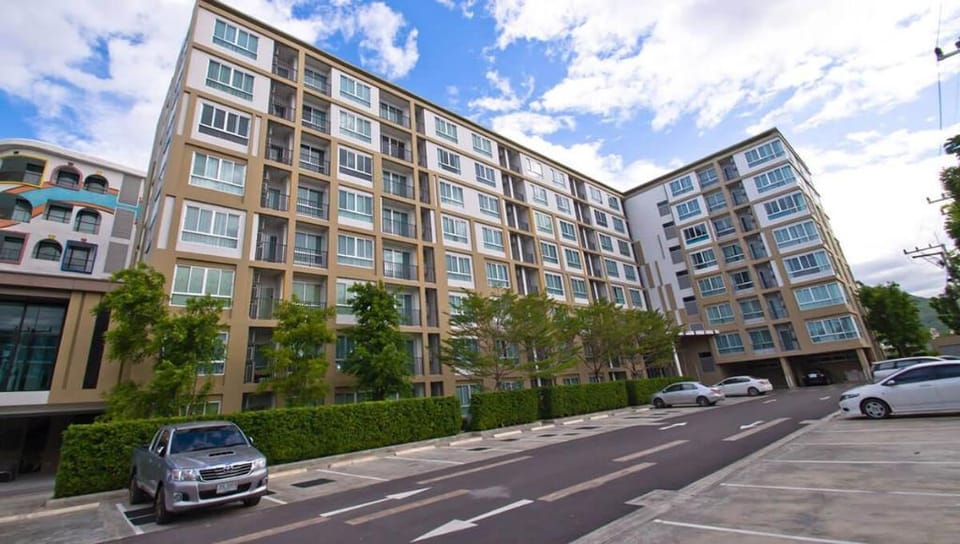 IM455 Hua Hin Condo Near Cicada & Tamarind Market  Apartment in Nong Kae