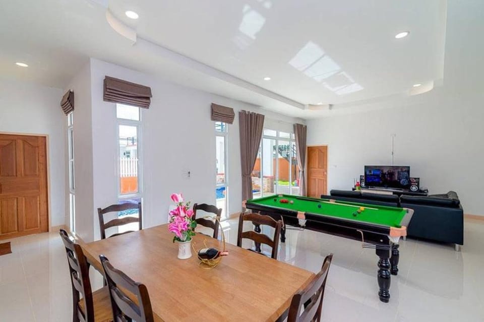 Banchidhuahin Poolvilla Villa in Hua Hin District