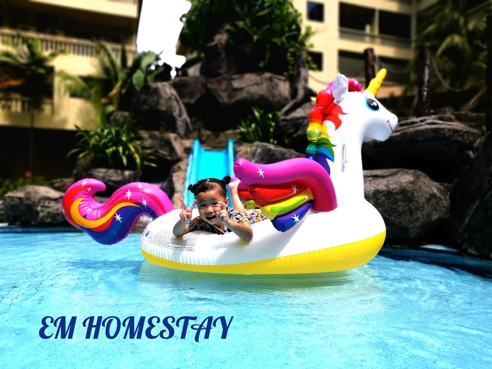 CORAL BAY APARTMENT 3 room (EM HOMESTAY) Apartment in Perak