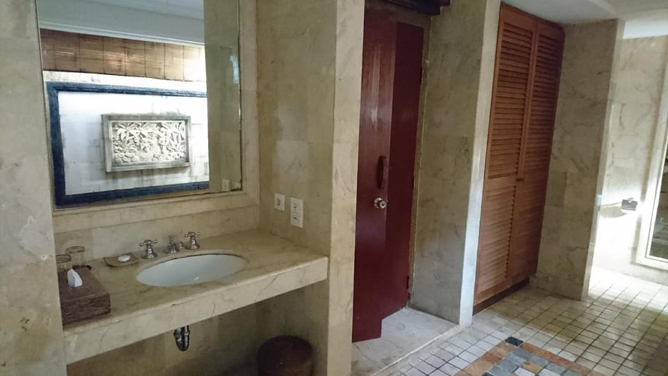 One Bedroom Boutique Chirl Pool Villa Villa in Kuta Selatan