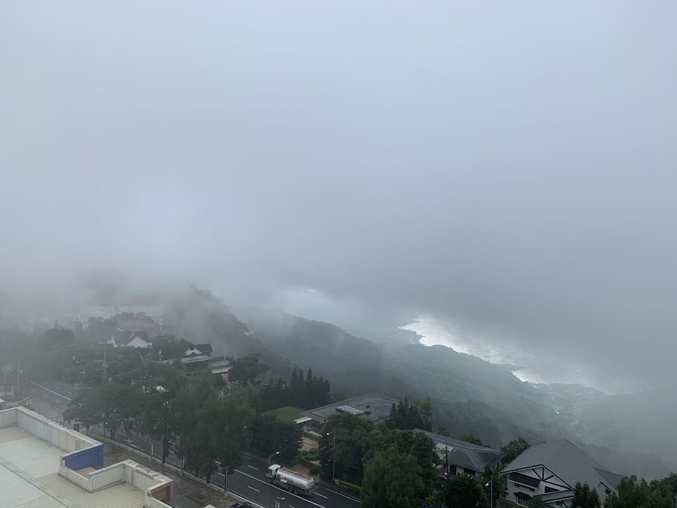 Condo End-unit with Balcony 17th Floor Apartment in Tagaytay