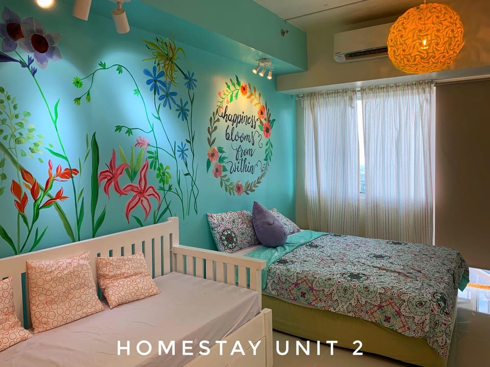 Condo End-unit with Balcony 17th Floor Apartment in Tagaytay