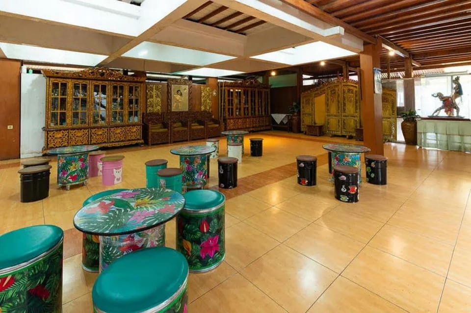 RedDoorz Hostel @ Dago 2 Hotel in Bandung