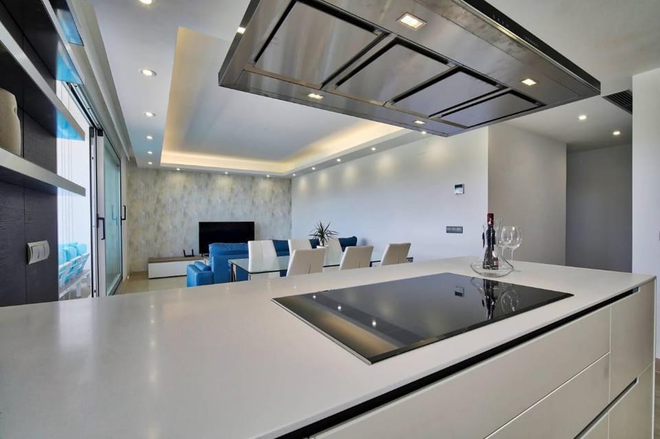 Luxury Flat- Sea, Golf and Mountain Views  Apartment in Costa del Sol