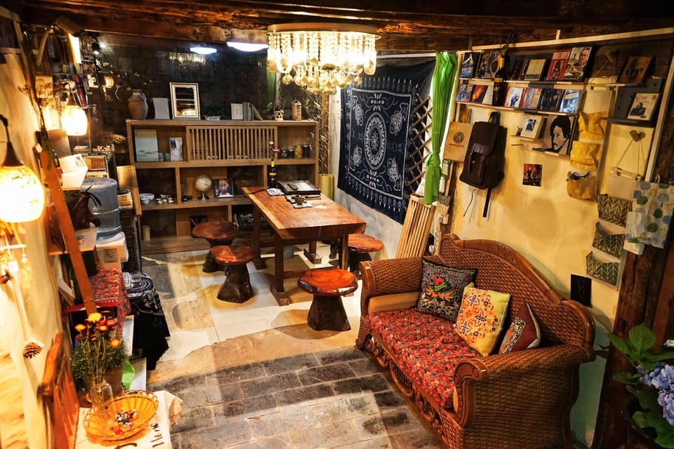 Twelfth night-Lijiang Shuhe old town king bed room Villa in China