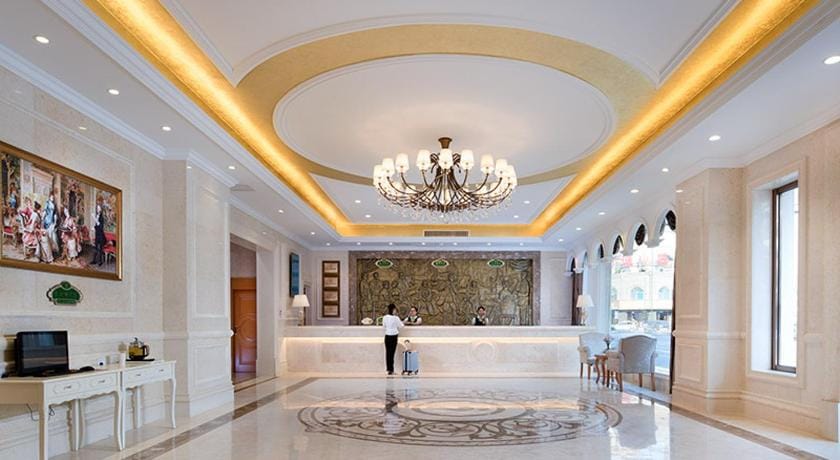 Vienna Hotel Shengzhou Kaiyuna Plaza Hotel in Shenzhen
