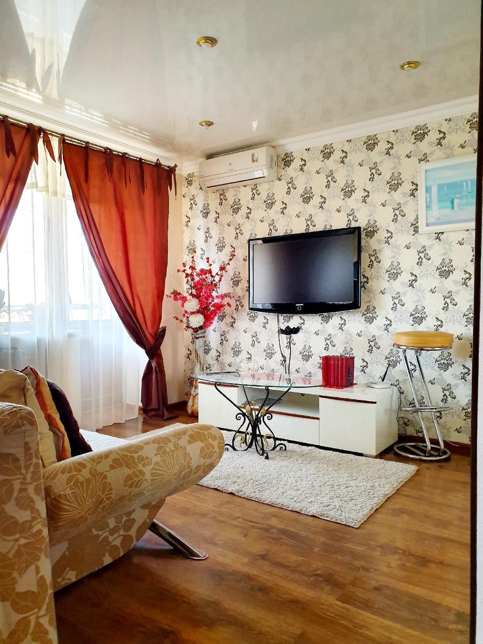 Center Voznesenskaya Luxury free Wifi Apartment in Dnipro