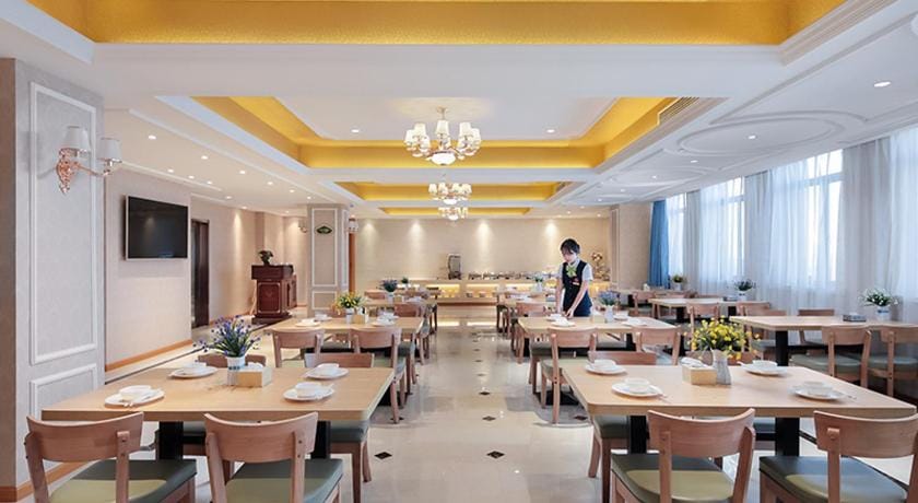 Vienna Hotel Anhui Dangtu High-speed Railway Station Hotel in Nanjing