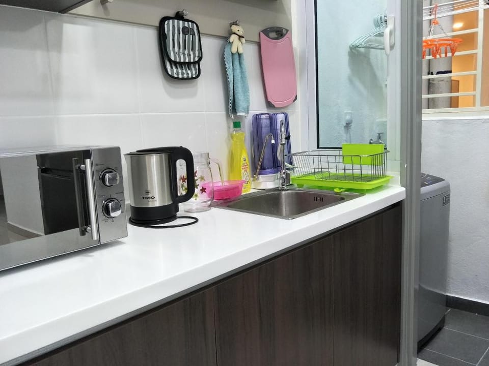 HOT!]Mesahill 5 star Bed + Smart TV&Pool Cnr Unit Apartment in Negeri Sembilan, Malaysia
