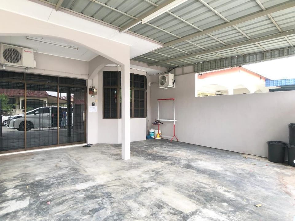 Sakura 2 Landed House (Steamboat, Arcade Game) Vacation rental in Perak