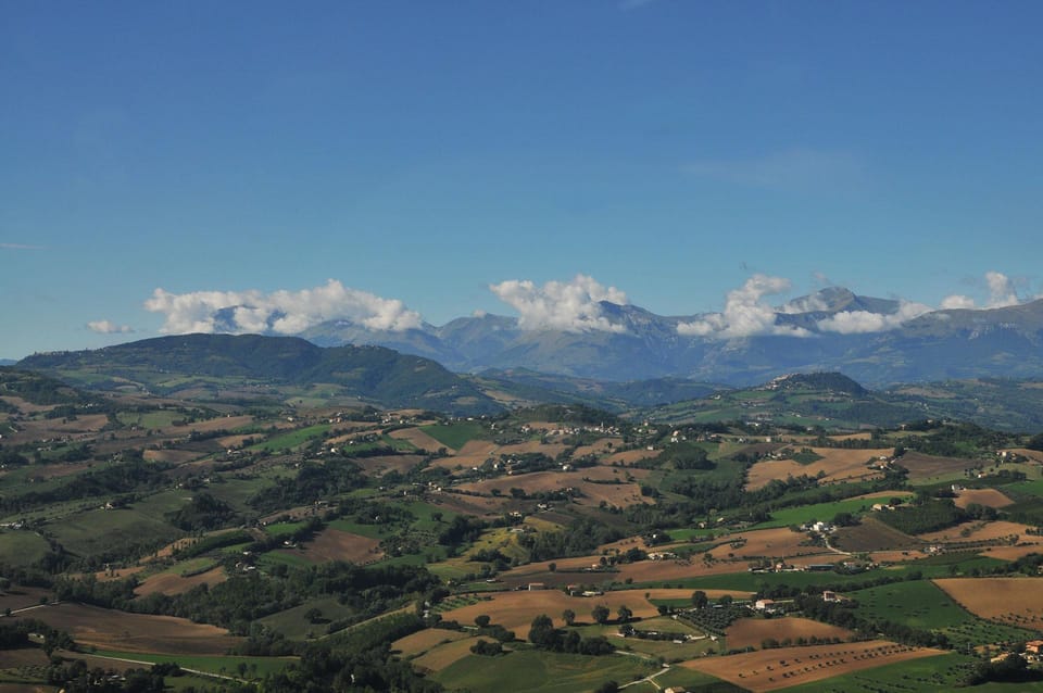 Angela Garden Villa in Marche