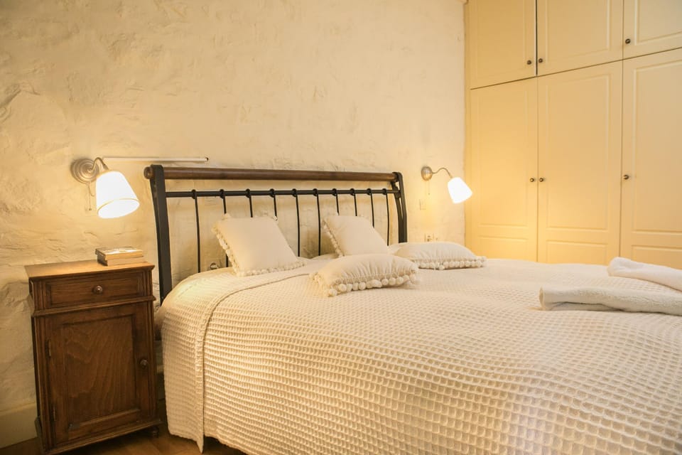 glamorous Villa- Stuning view at Oitylo gulf Villa in Messenia