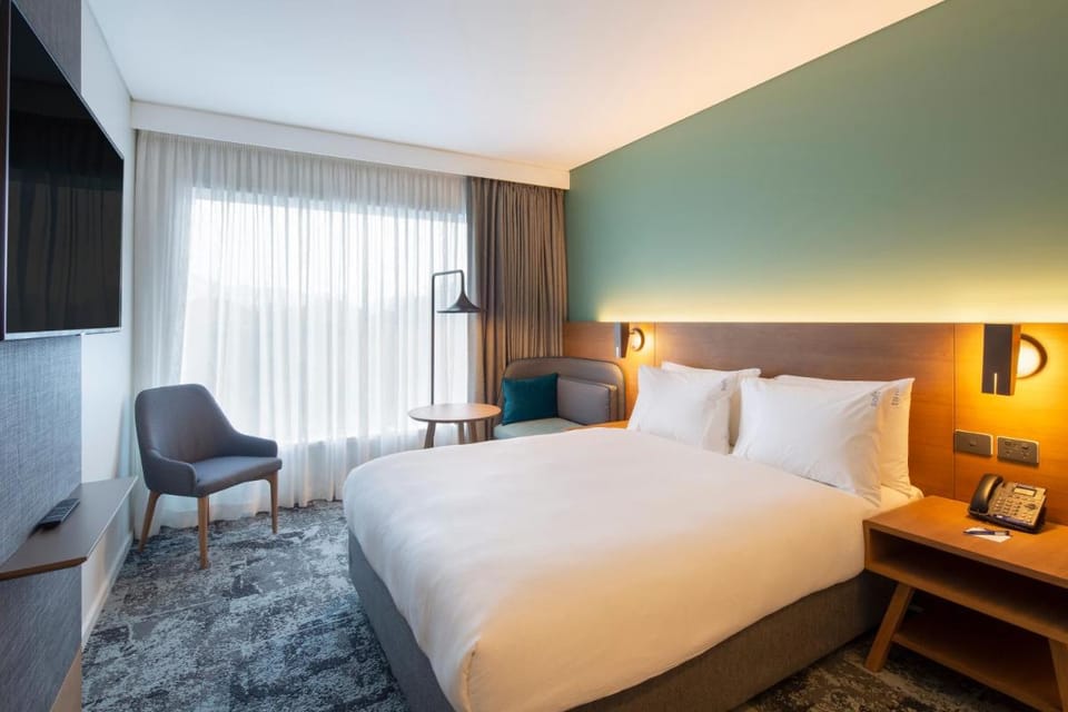Holiday Inn Express And Suites Queenstown By IHG Hotel in Queenstown