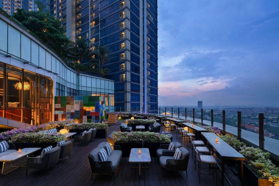Four Points by Sheraton Surabaya, Pakuwon Indah Hotel in Surabaya