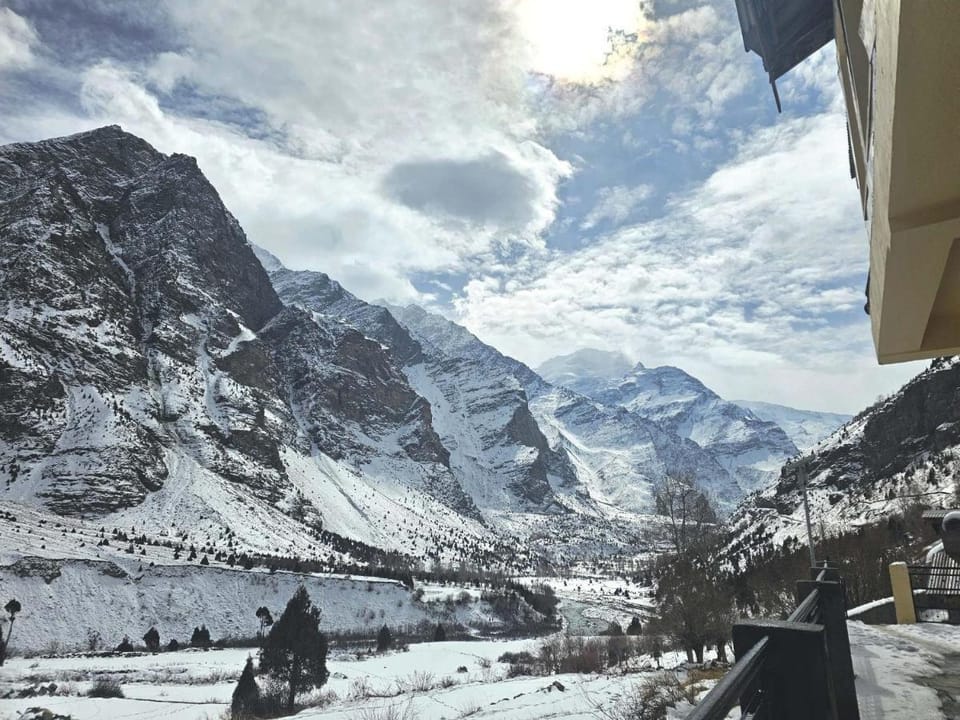 Siramani River Camp Campground/ 
RV Resort in Himachal Pradesh