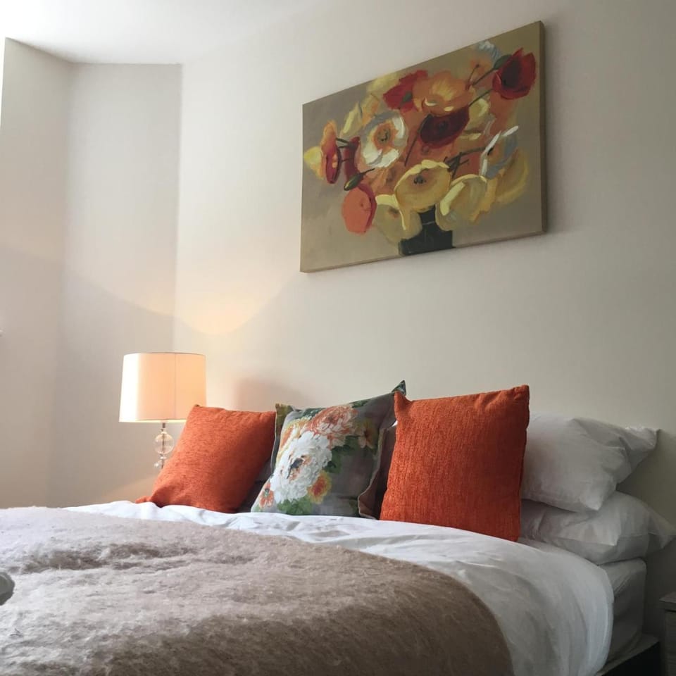 Portfolio Apartments - Stevenage Town Centre Apartment in Stevenage