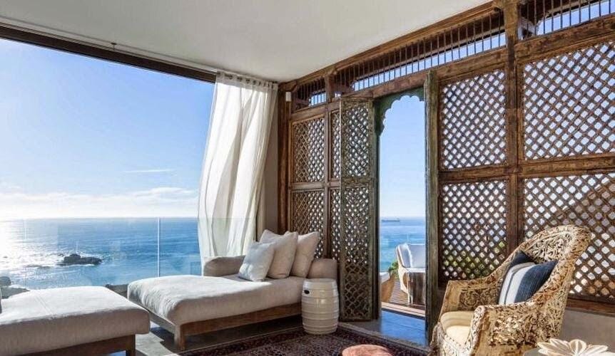 Top-end 4 bedroom Luxury Pool Villa - Clifton Villa in Camps Bay