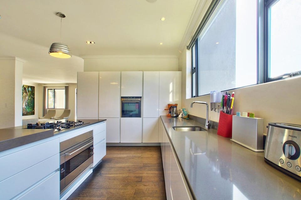 5 bedroom Luxury Villa - Oranjezicht - Cape Town Villa in Cape Town