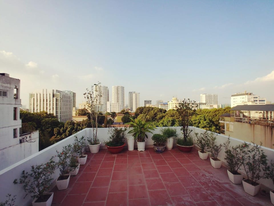 Lyn house Studio in HN, modern & minimalism style Vacation rental in Hanoi