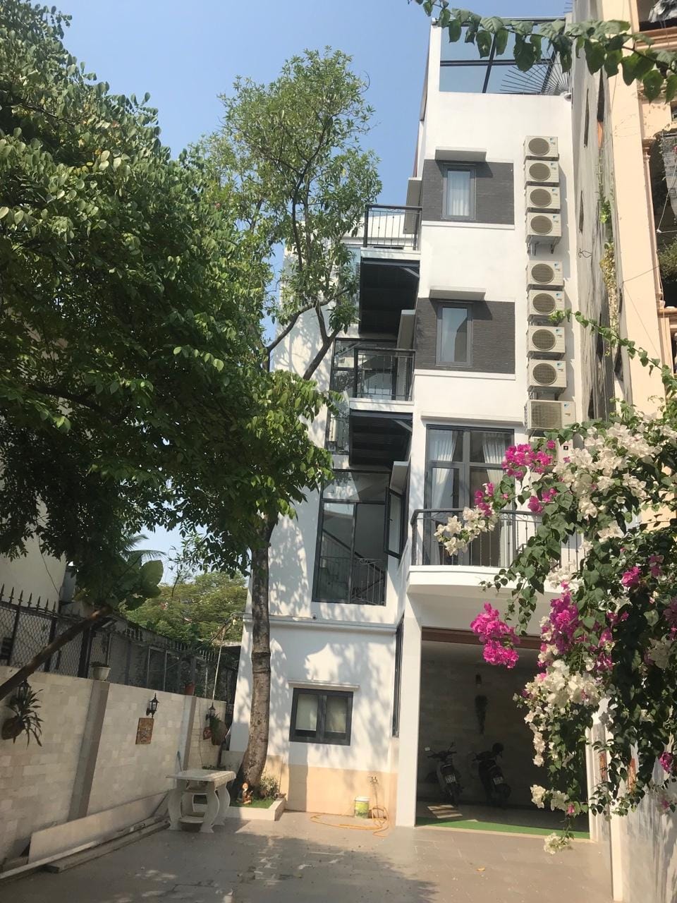 Clean, quiet, spacious, airy, good service 202 Vacation rental in Hanoi