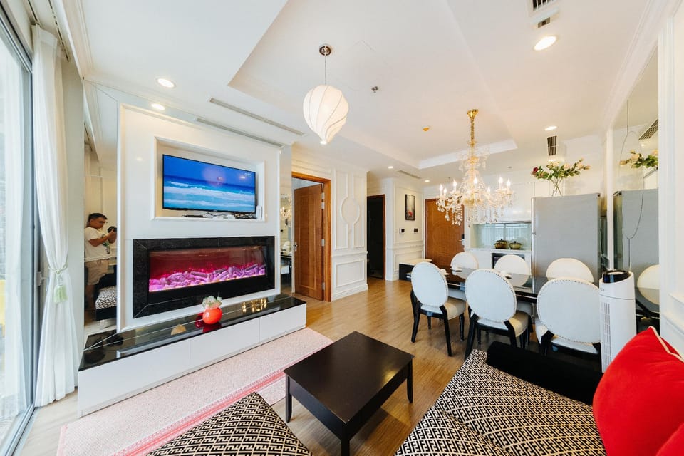 Luxury 2BR - Times City Park Hill/Vincom Megamall Apartment in Laos