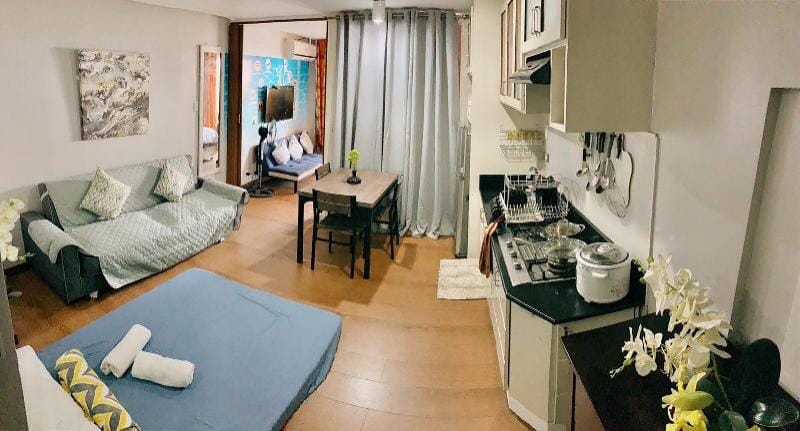 Spacious Studio AppleOne Equicom Ayala Apartment in Lapu-Lapu City
