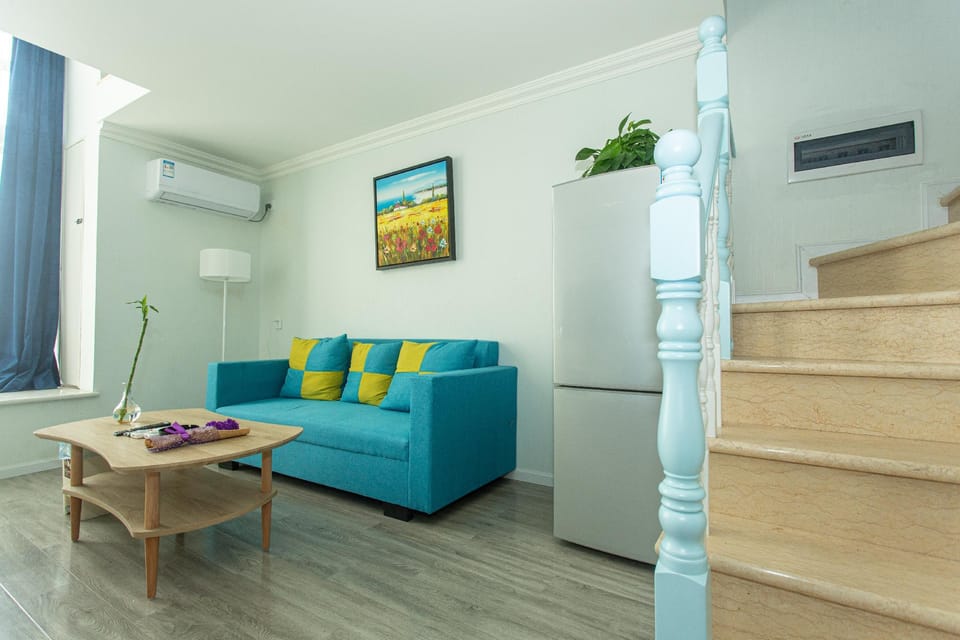 Cardamom love big bed room Apartment in Chengdu