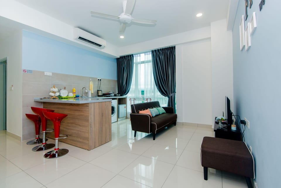 F-Zen Suite A1 -Sutera Avenue - Infinity Pool Apartment in Kota Kinabalu