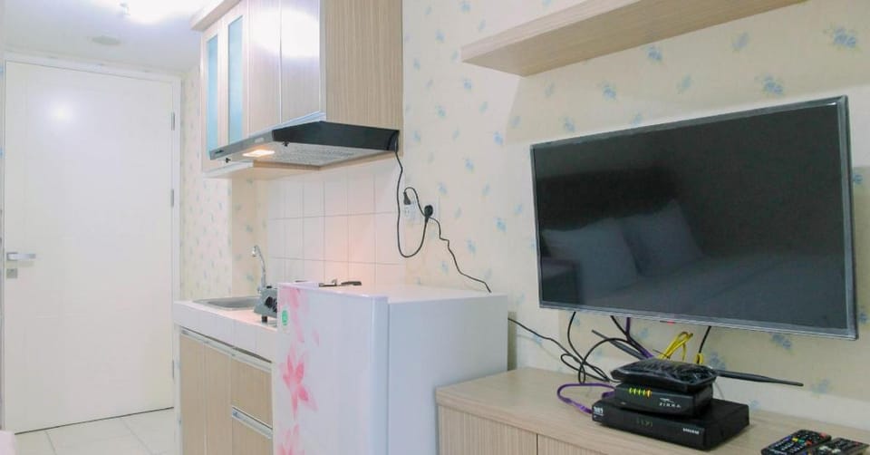 Good Springlake Summarecon Studio Apt By Travelio Apartment in West Java