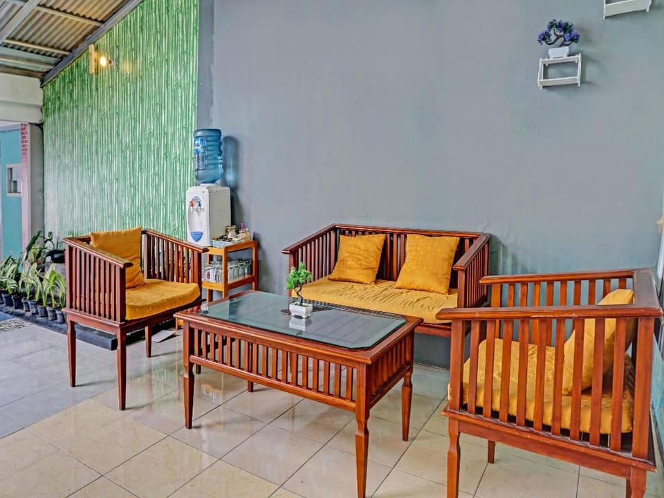 OYO 1687 Griya Harmoni Syariah Hotel in East Java
